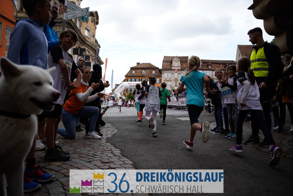 AOK Junior Cup 400m | 3Königslauf 2022 AOK Junior Cup 400m - Realisiert mit Pictrs.com