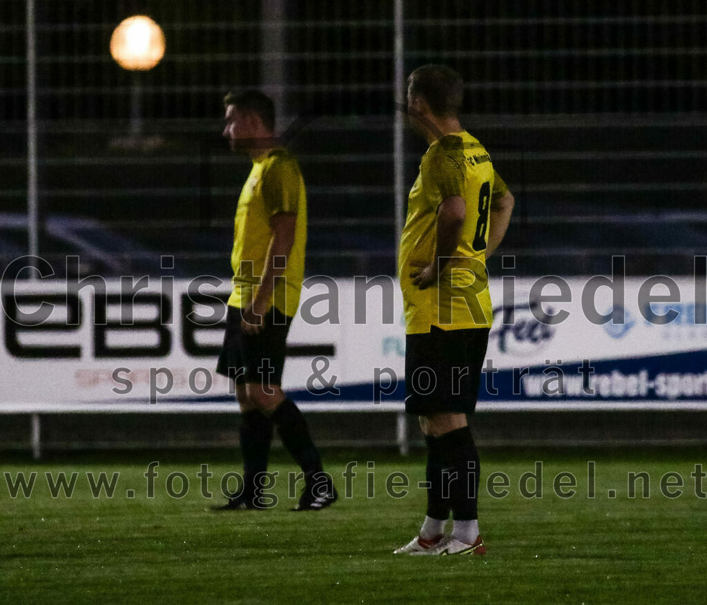 2023-09-07_103_FC_Finsing_gegen_FC_Moosinning_II | Finsing, Deutschland, 07.09.2023:
Fußball, Kreisliga 2023 / 2024, 8. Spieltag, FC Finsing gegen FC Moosinning II, Endergebnis: 3:0

Peter Werndl (FC Moosinning, #8)

Foto: Christian Riedel / fotografie-riedel.net