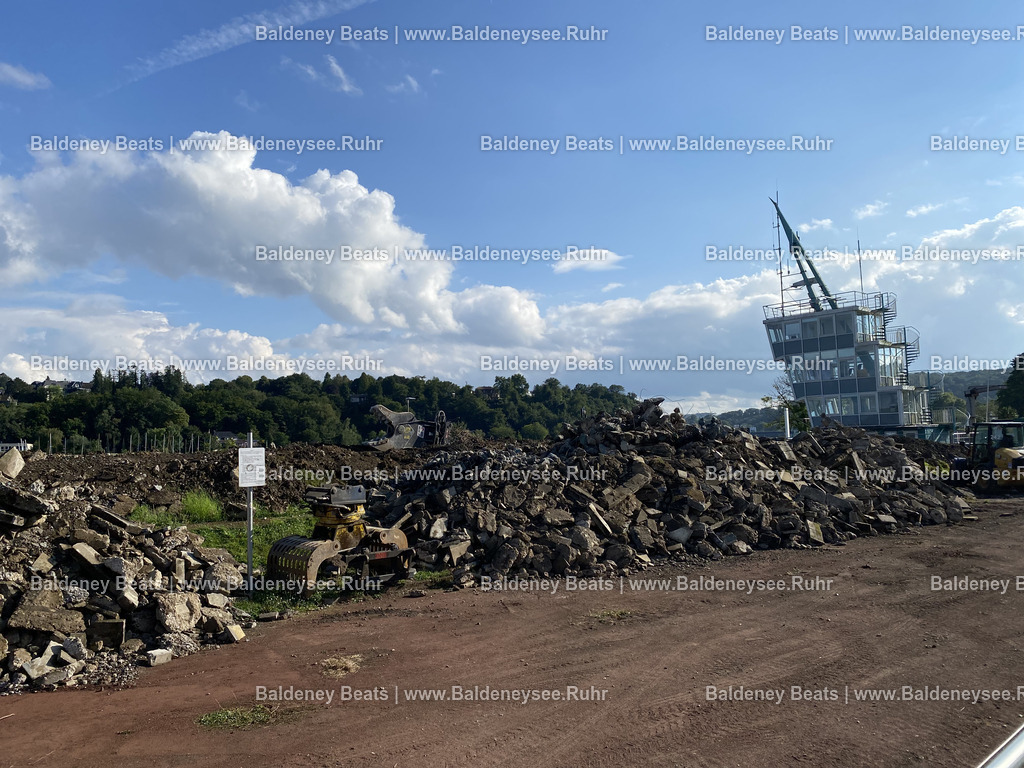 Bautagebuch - Regattatribüne Baldeneysee | Alle Nutzungsrechte vorbehalten. Jede Nutzung des Bildes bedarf einer gültigen Lizenz. Der Urheber- und Quellenhinweis „Foto: Cesar von Meissen / Baldeneysee.Ruhr“ ist bei jeder Veröffentlichung direkt am Bild anzubringen. Eine Weitergabe, Unterlizenzierung oder Weiterveräußerung an Dritte ist unzulässig. - Realisiert mit Pictrs.com