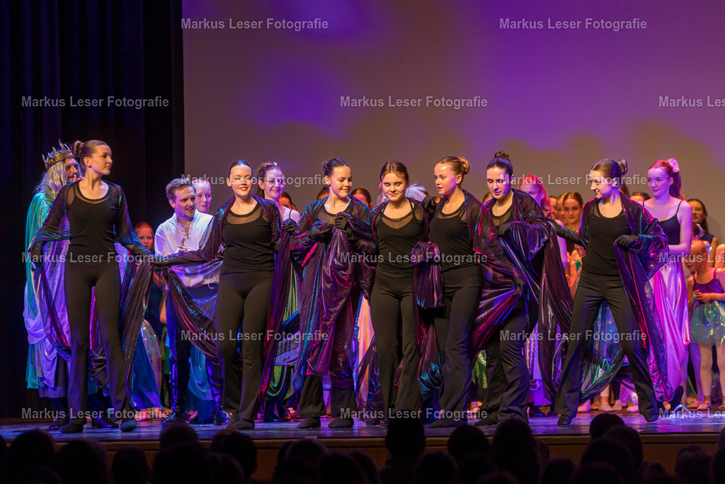 mlBallettFr-7513 | Markus Leser Fotografie - Realisiert mit Pictrs.com