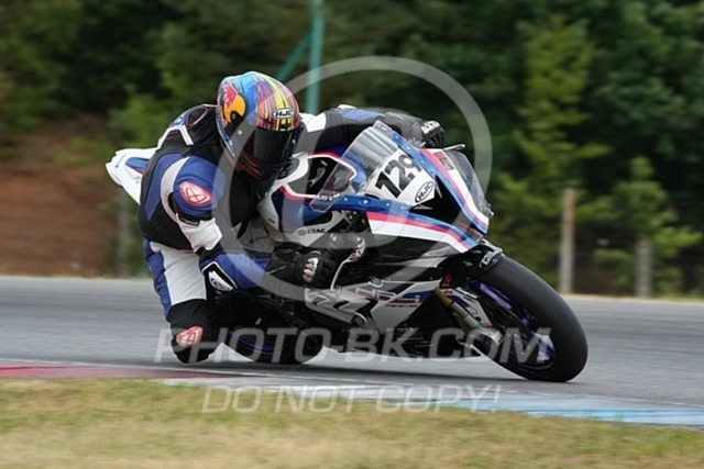 2024_08_02_PBK_14625 | Sportfotografie; SlowMotion; Video; Rennstrecke; Hafeneger; Speer; Racing; RSE; BMW; CBO; Trackday; Motorsportarena; Hockenheimring; Brno; Most; Barcelona; Valencia