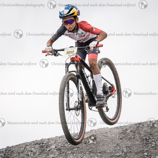 Swiss Bike Cup 2026 - Leysin | Bilder vom Swiss Bike Cup 2026 in Leysin (VD). Das Rennen der Mädchen und Buben der Kategorie U11Fotograf: ChristianMeier.photography - Realisiert mit Pictrs.com