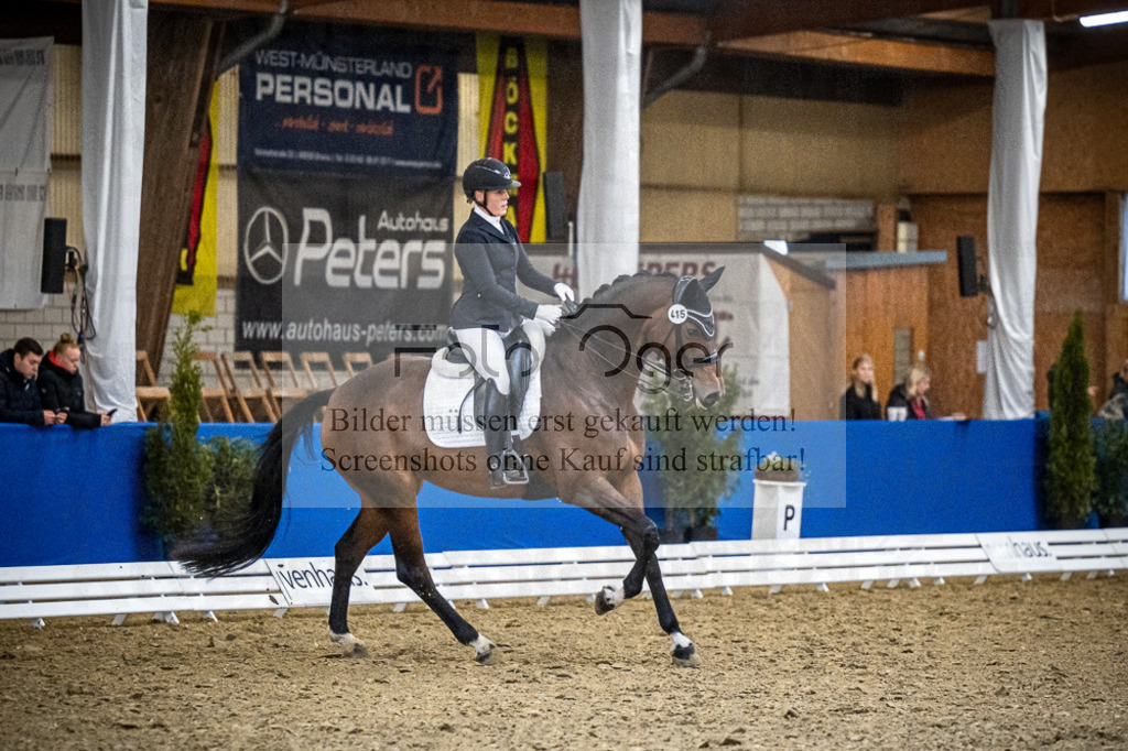 DOS_3134 | Entdecke hochwertige Reitturnierfotos von Foto Oger. Professionell, emotional und authentisch – jetzt Lieblingsmomente im Shop bestellen.Deutschlandweite Turnierfotografie. - Realisiert mit Pictrs.com