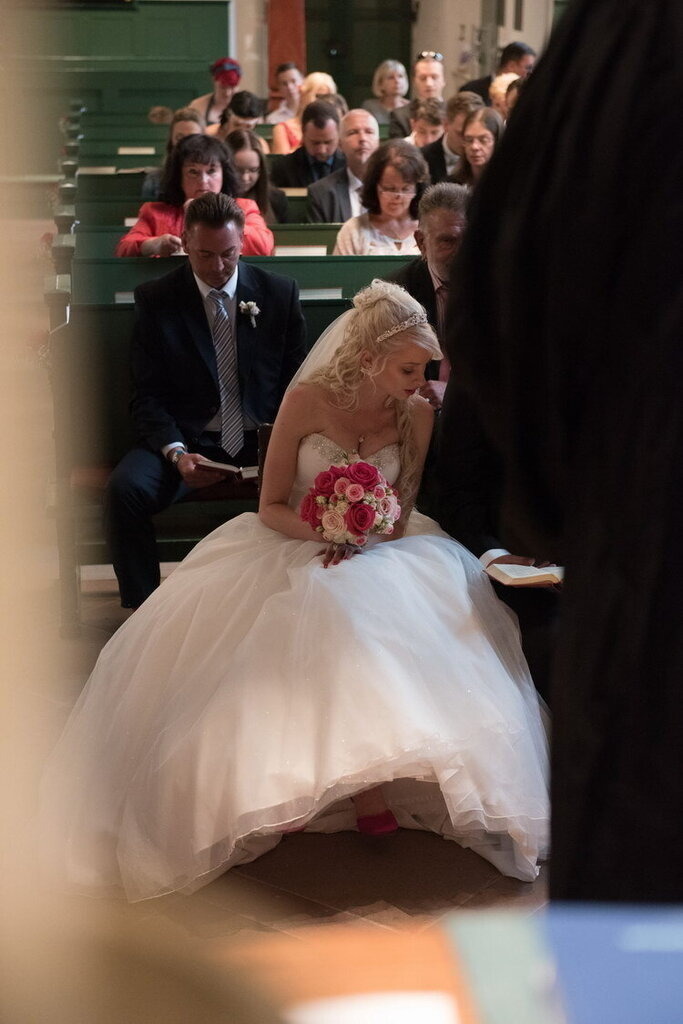 Hochzeit_Trauung_190 | Mein Name ist Arkadius. Ich fotografiere Ihre Hochzeit in Frankfurt und im Umkreis von 200 km. Als Fotograf bin ich noch bekannt im Bereich Business- und Modefotografie.