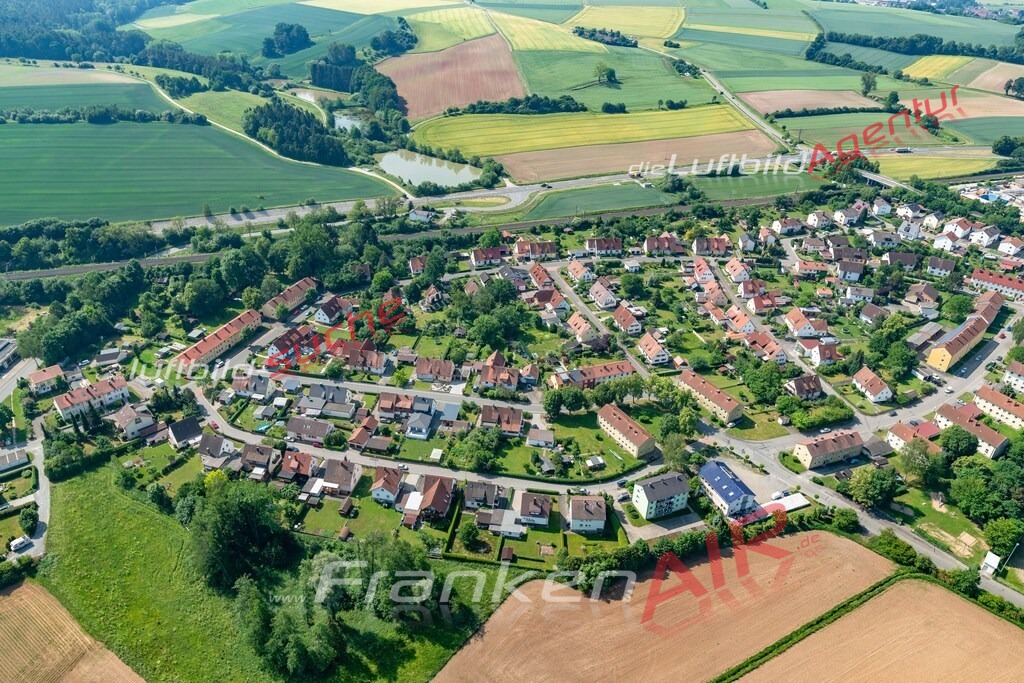 aktuelles Luftbild von  Redwitz-rodach - Luftaufnahme wurde 2018 von https://frankenair.de mittels Flugzeug (keine Drohne) erstellt.