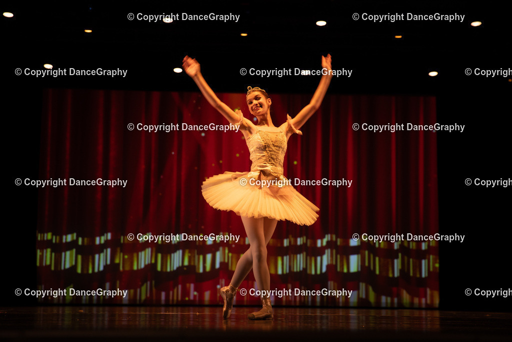 GPHY5826 | DanceGraphy - Realisiert mit Pictrs.com