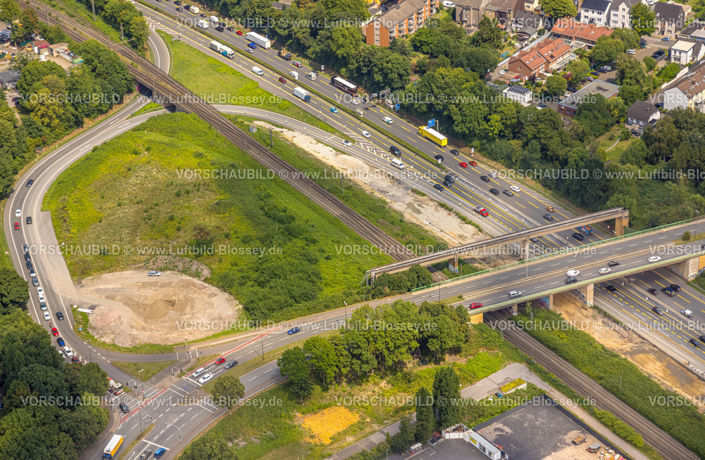 Herne250702883A43 | Luftbild, Großbaustelle Autobahnkreuz Herne mit Tunnelbau, Autobahn A43 zwischen Recklinghausen Emscher- und Rhein-Herne-Kanal Überführung und Abfahrt Bochum Riehmke , Autobahn A42, Baukau-West, Herne, Ruhrgebiet, Nordrhein-Westfalen, Deutschland