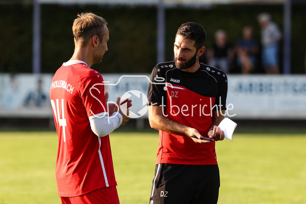 VfR Neuburg - TSV Hollenbach | Christoph BURKHARD (Hollenbach #14) / Daniel ZWECKBRONNER