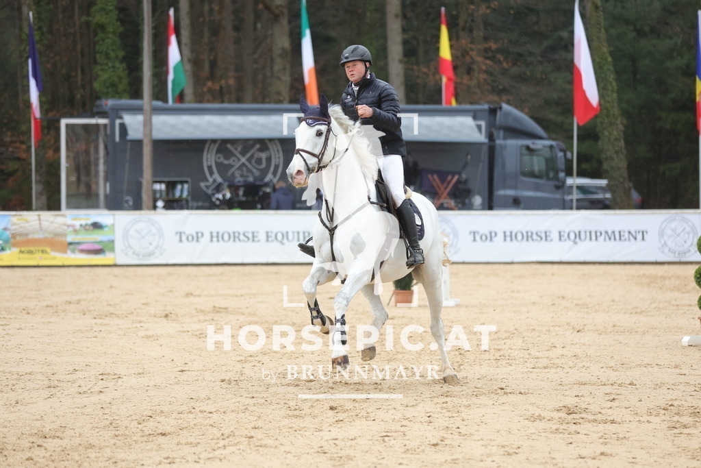 0P6A0350 | Willkommen bei Brunnmayr - Design & Fotografie – Ihrem Spezialisten für Reitturniere und Pferdeveranstaltungen in Oberösterreich, Salzburg und Bayern! Seit über 17 Jahren sind wir leidenschaftlich dabei.