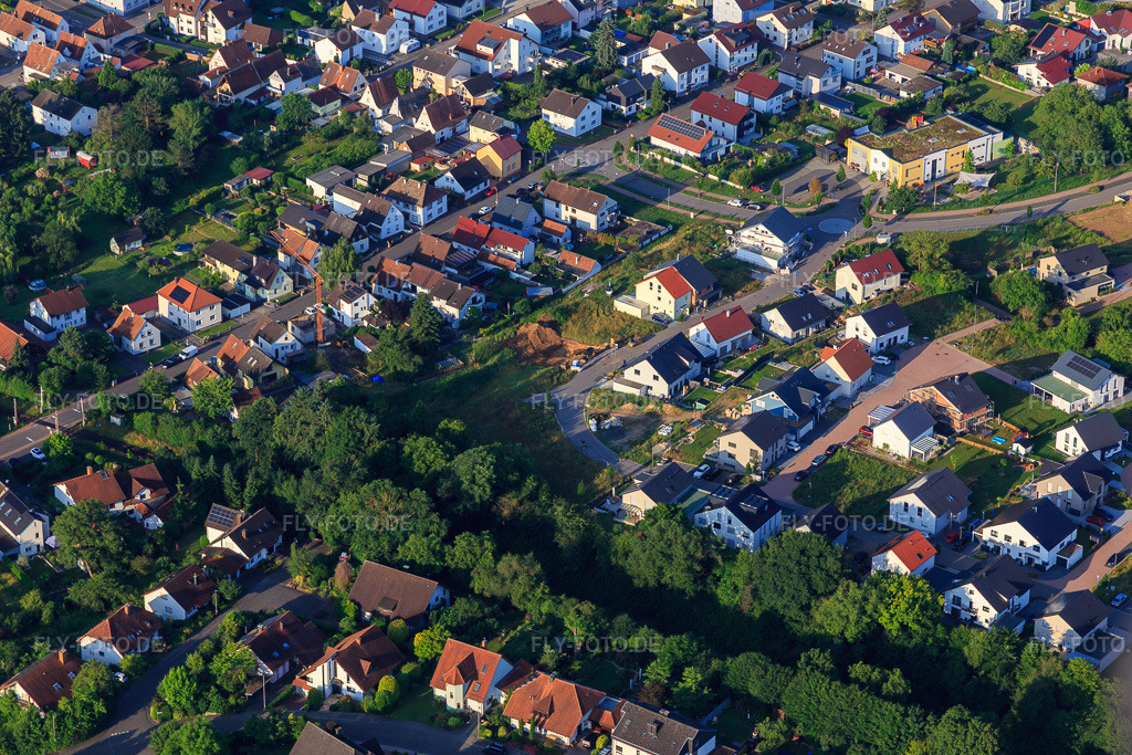 Luftbild: Neubaugebiet K2 in Kandel im Bundesland Rheinland-Pfalz in Deutschland. Foto: IMG_148359.jpg vom 17.06.2025 durch Werner Riehm/FLY-FOTO.de