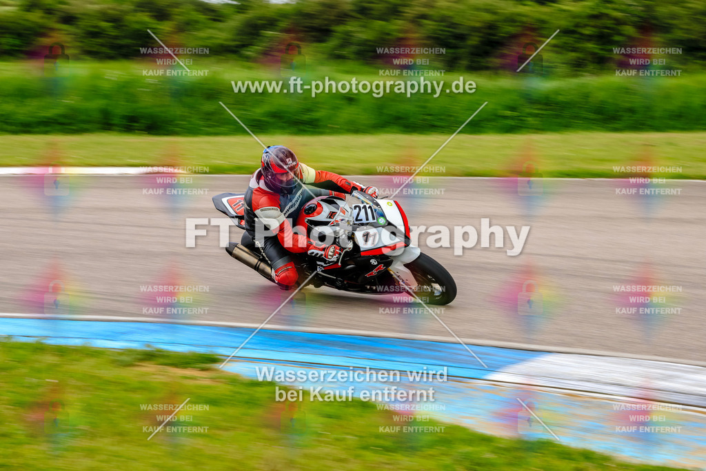 MotoTeam-9506 | Hier findet Ihr Bilder von Touristenfahrten auf der Nürburgring Nordschleife oder von anderen Veranstaltungen die ich besucht habe. Viel Spass beim Durch Schauen 