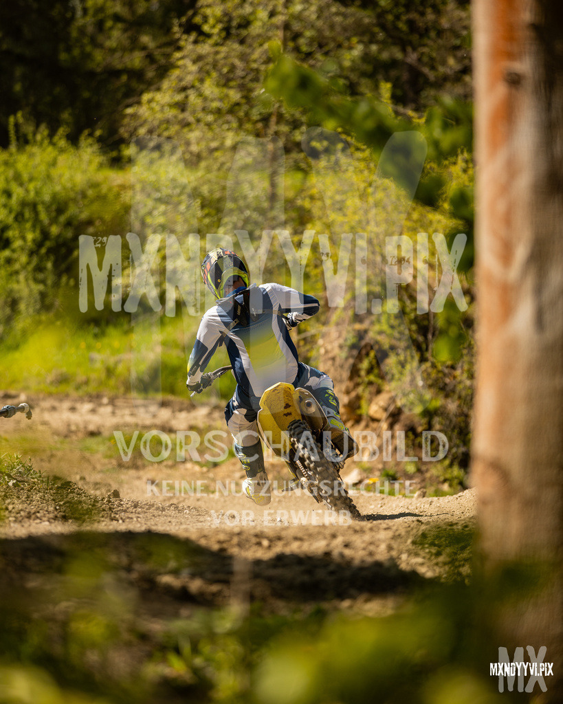 866A4863 | mxndyyvipix