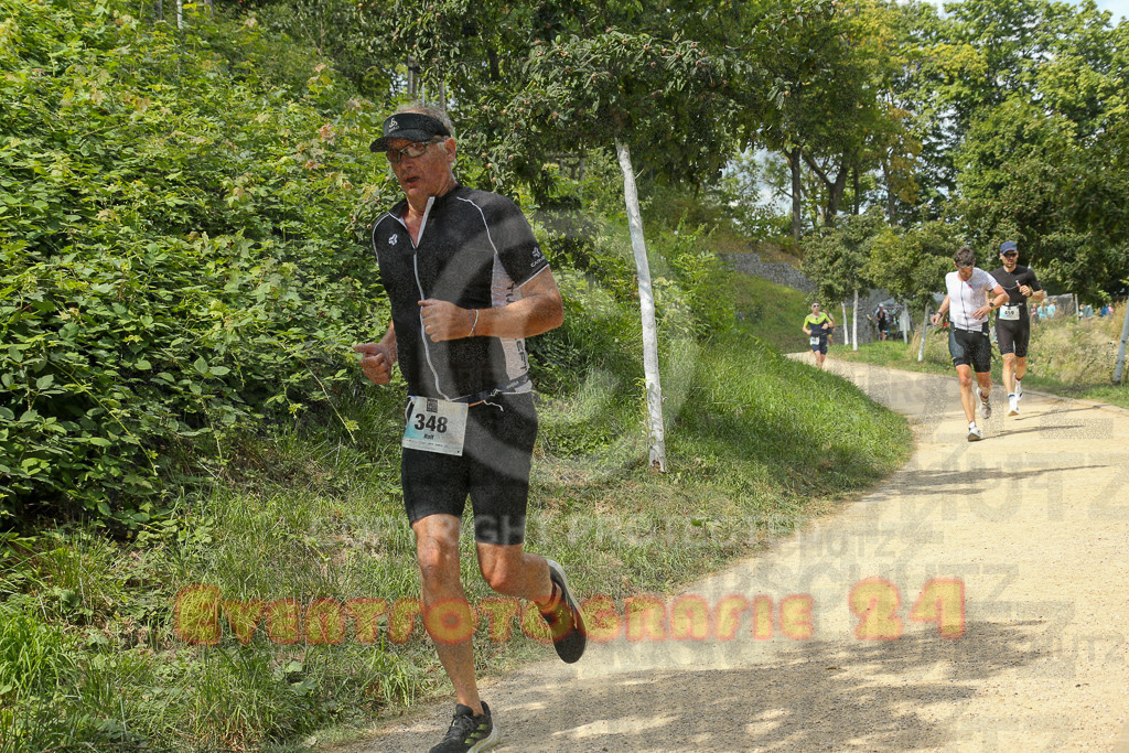250824_1339_EX1_3171 | Sportfotografie im Rhein-Sieg Kreis, Köln, Bonn, NRW, Rheinland Pfalz, Hessen, etc. Unser Tätigkeitsfeld umfasst den Laufsport vom Volkslauf über den Marathon, Duathlon, Triathon bis zum Ultralauf wie Kölnpfad Ultra oder Schindertrail.