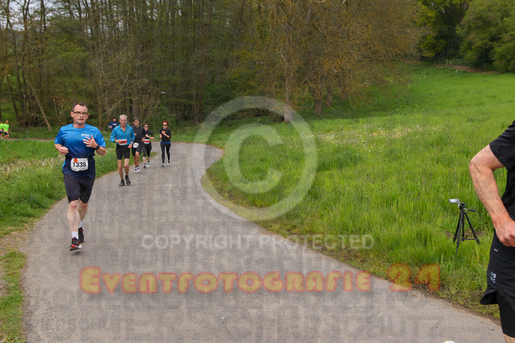 220501_1013_EV8_0083 | Sportfotografie im Rhein-Sieg Kreis, Köln, Bonn, NRW, Rheinland Pfalz, Hessen, etc. Unser Tätigkeitsfeld umfasst den Laufsport vom Volkslauf über den Marathon, Duathlon, Triathon bis zum Ultralauf wie Kölnpfad Ultra oder Schindertrail.