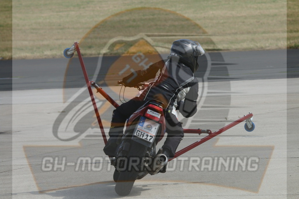 IMG_3458 | gh-motorradtraining-foto.de - Realisiert mit Pictrs.com