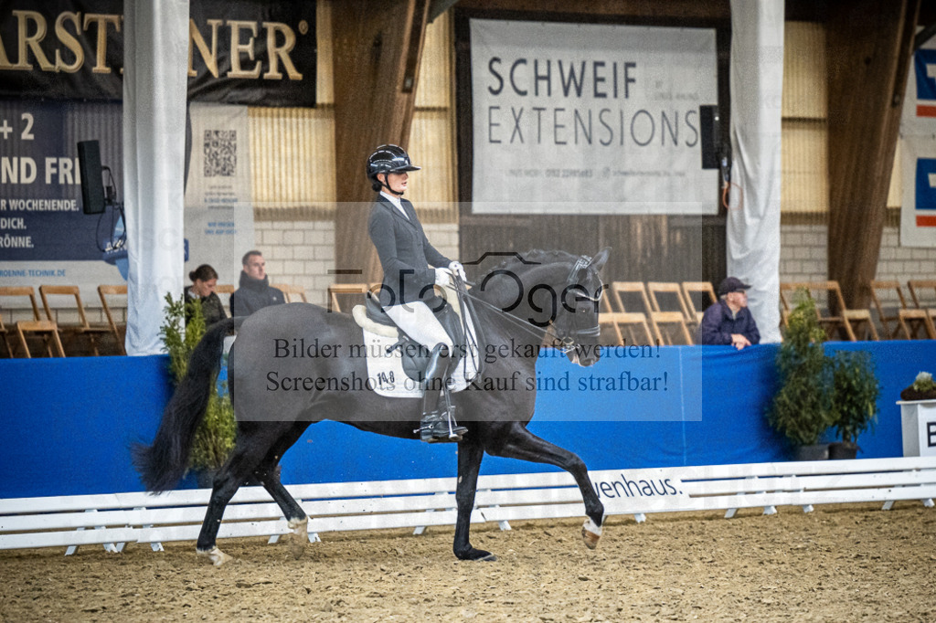 DOS_4327 | Entdecke hochwertige Reitturnierfotos von Foto Oger. Professionell, emotional und authentisch – jetzt Lieblingsmomente im Shop bestellen.Deutschlandweite Turnierfotografie. - Realisiert mit Pictrs.com