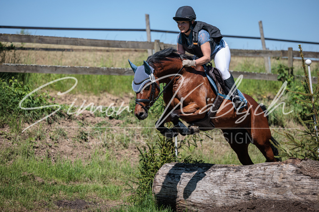 20260523-_3LI7763 | Tierfotografie Pferde, Hunde, Katzen, Haustiere.
Turnierfotografie Reitturniere, Reiten, Springreiten, Dressur in Hanau, dem Main-Kinzig-Kreis und dem Rhein-Main- Gebiet um Frankfurt