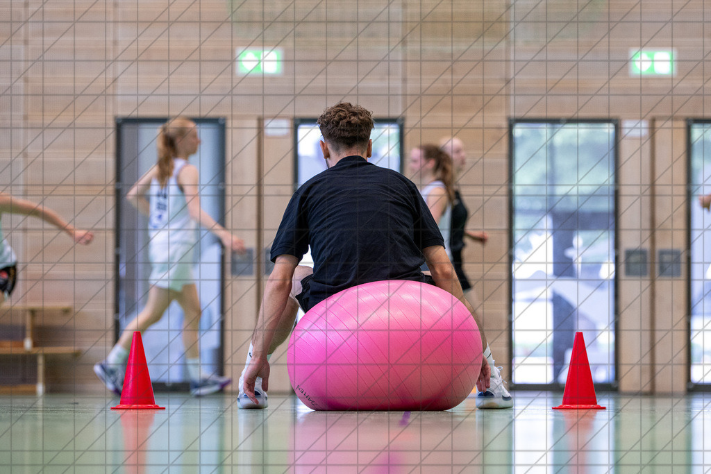 2. DBBL Nord 25/26 | Saisonvorbereitung des BBC Osnabrück | GROSS Radion (BBC Osnabrück HC ab Saison 25/26)  //  Osnabrück / Deutschland / 26.06.25: 2. DBBL Nord 25/26 | Saisonvorbereitung des BBC Osnabrück //   CREDIT:www.bullenfotos.de, Martin König, Hörner Weg 40, D-49078 Osnabrück, +4917663732967 // Nutzung und Weitergabe nur zu den vereinbarten Zwecken. Presseanfragen an Ersteller. Alle Rechte beim Ersteller. Honorierung nach MFM. - Realisiert mit Pictrs.com
