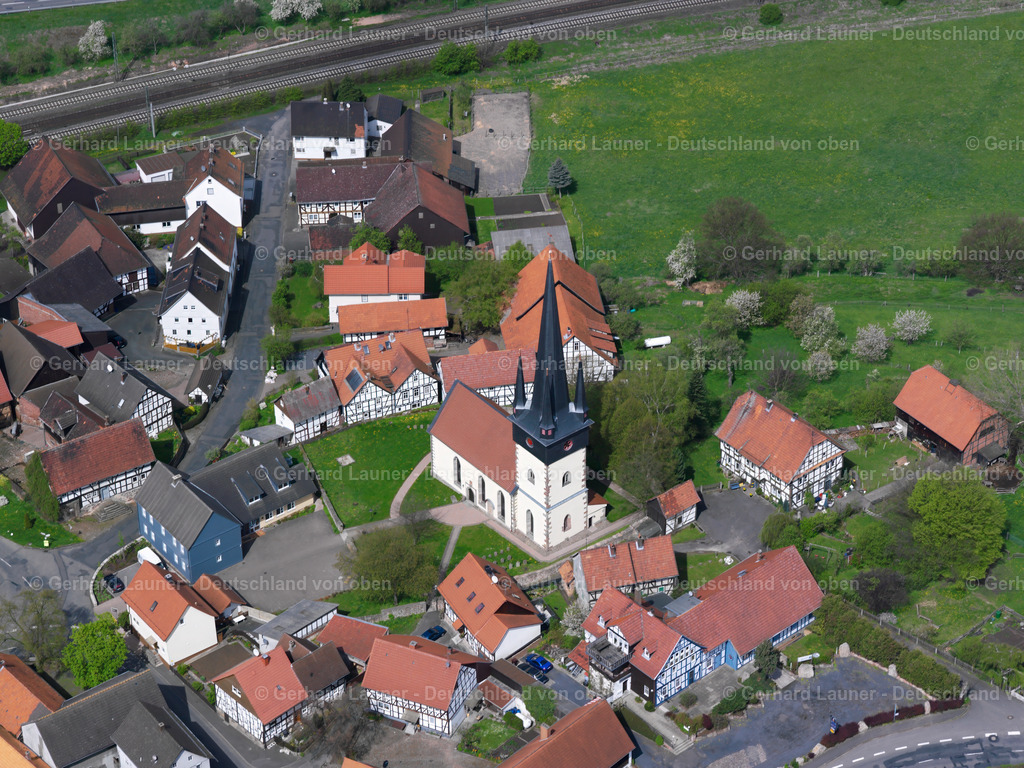 2524035 | evangelische Kirche, Neukirchen Haunetal