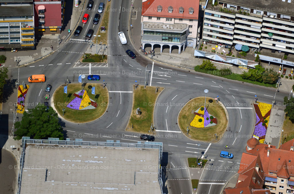 3303219 | Verkehrskreisel in Neu Ulm