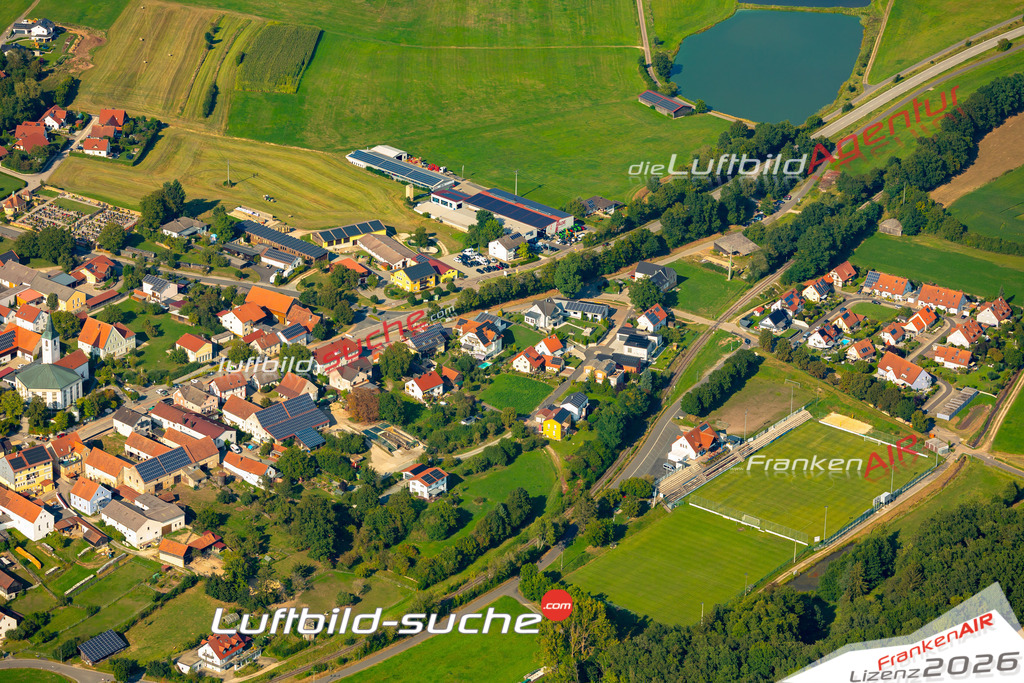 Das Luftbild zeigt :  Gebenbach - Die Luftaufnahme wurde 2024 vom UL-Flugzeug aus erstellt ( keine Drohne ) - Hochauflösende Luftaufnahme - Für grossformatige Ausdrucke geeignet. Die Geschenkidee !Mit Lizenz und Bildrechte bestellbar