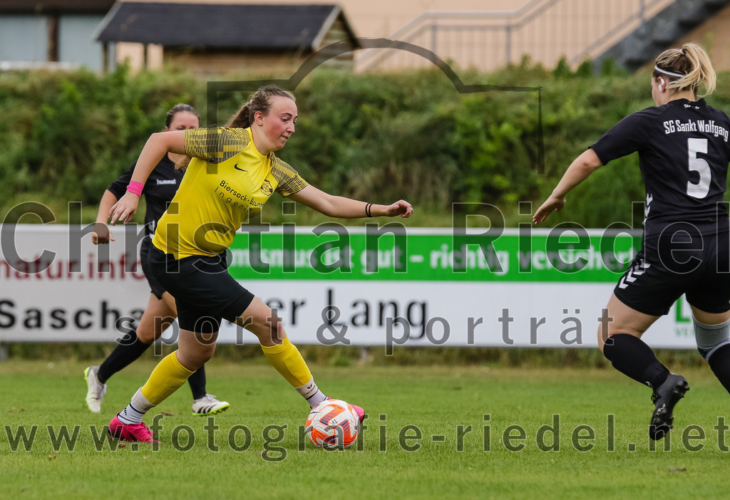 2023-10-08_013_FC_Moosinning_gegen_SG_TSV_St_Wolfgang-FC_Lengdorf | Moosinning, Deutschland, 08.10.2023:
Fußball, Kreisliga 2023 / 2024, 4. Spieltag, FC Moosinning gegen (SG) TSV St.Wolfgang/FC Lengdorf, Endergebnis: 

Foto: Christian Riedel / fotografie-riedel.net