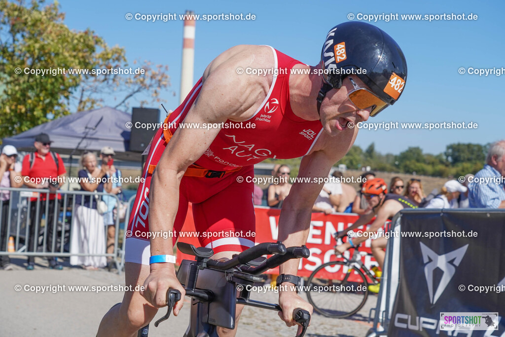 DSC00664 | Vienna Triathlon 2024                                        P3 Event                                                             #yourpictrs #sportshot_your_pictrs                 @Sportshotphotography                                     Photo Credit: www.sportshot.de