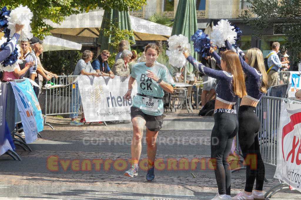 250824_1241_EV4_9368 | Sportfotografie im Rhein-Sieg Kreis, Köln, Bonn, NRW, Rheinland Pfalz, Hessen, etc. Unser Tätigkeitsfeld umfasst den Laufsport vom Volkslauf über den Marathon, Duathlon, Triathon bis zum Ultralauf wie Kölnpfad Ultra oder Schindertrail.