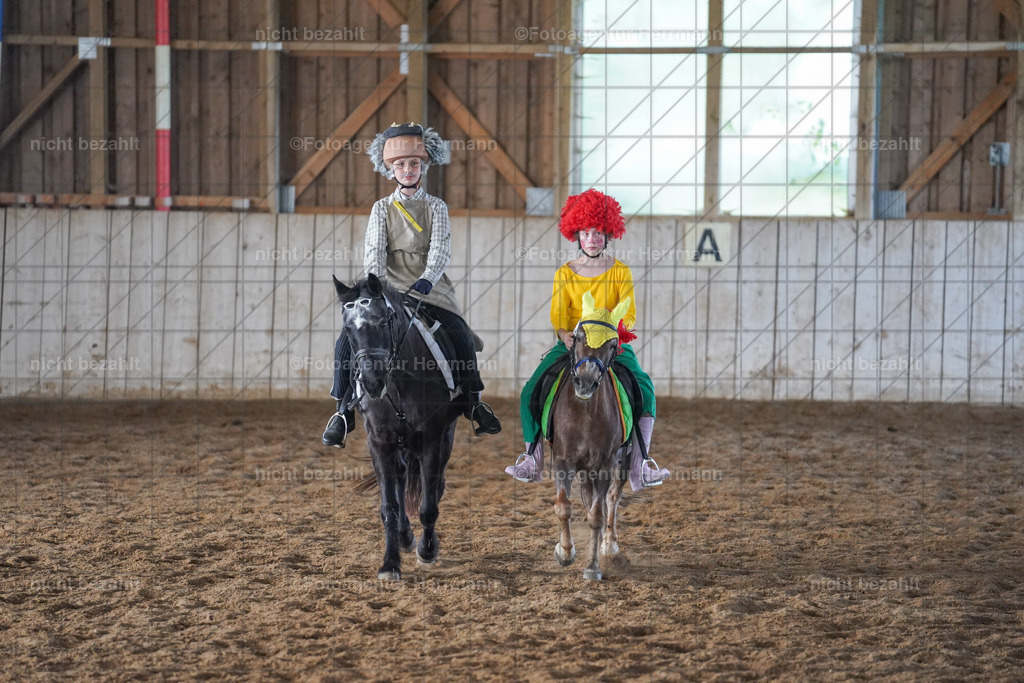 20230917-FAH09798 | Landsberg am Lech, 2023, Kaufbeuren, Kempten, Allgäu, Turnierfotografen Bayern, Fotoagentur Herrmann, Turnierbilder, Reitsport Fotos, Pferdefotograf, Augsburg, Bad Tölz, Dachau, Karlsfeld, Memmingen, Buchloe, Schwabmünchen