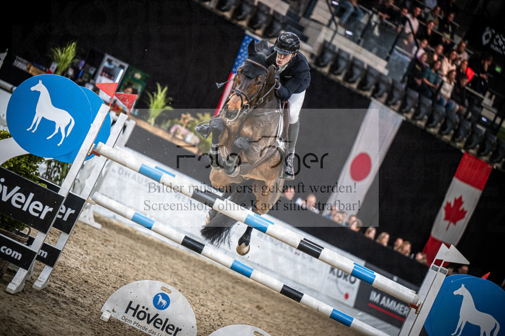 DOS_3348 | Entdecke hochwertige Reitturnierfotos von Foto Oger. Professionell, emotional und authentisch – jetzt Lieblingsmomente im Shop bestellen.Deutschlandweite Turnierfotografie. - Realisiert mit Pictrs.com