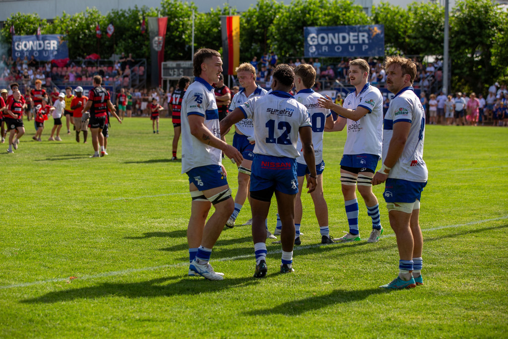 Rugby-Bundesliga, Saison 2024/25, Finale um die deutsche Meisterschaft: SC Frankfurt 1880 gegen TSV Handschuhsheim***Bild: Die Mannschaft von Handschuhsheim nach dem Spiel | Rugby-Bundesliga, Saison 2024/25, Finale um die deutsche Meisterschaft: SC Frankfurt 1880 gegen TSV Handschuhsheim***Bild: Die Mannschaft von Handschuhsheim nach dem Spiel - Realisiert mit Pictrs.com