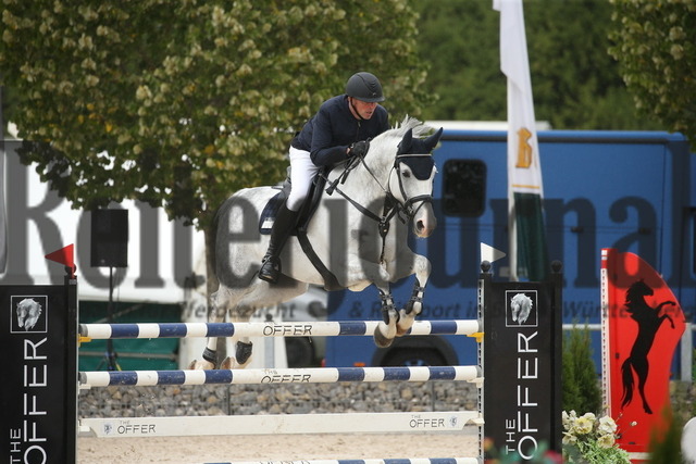 Villingendorf_2022_Prfg.Nr.08_zwei Phasen_Springprfg.Kl.M_Youngster_Frieder Dietterle_Collin 154 (2) | Alle Fotos der Reiterjournal Fotografin Doris Matthaes im Reiterjournal Online-Fotoshop. - Realisiert mit Pictrs.com