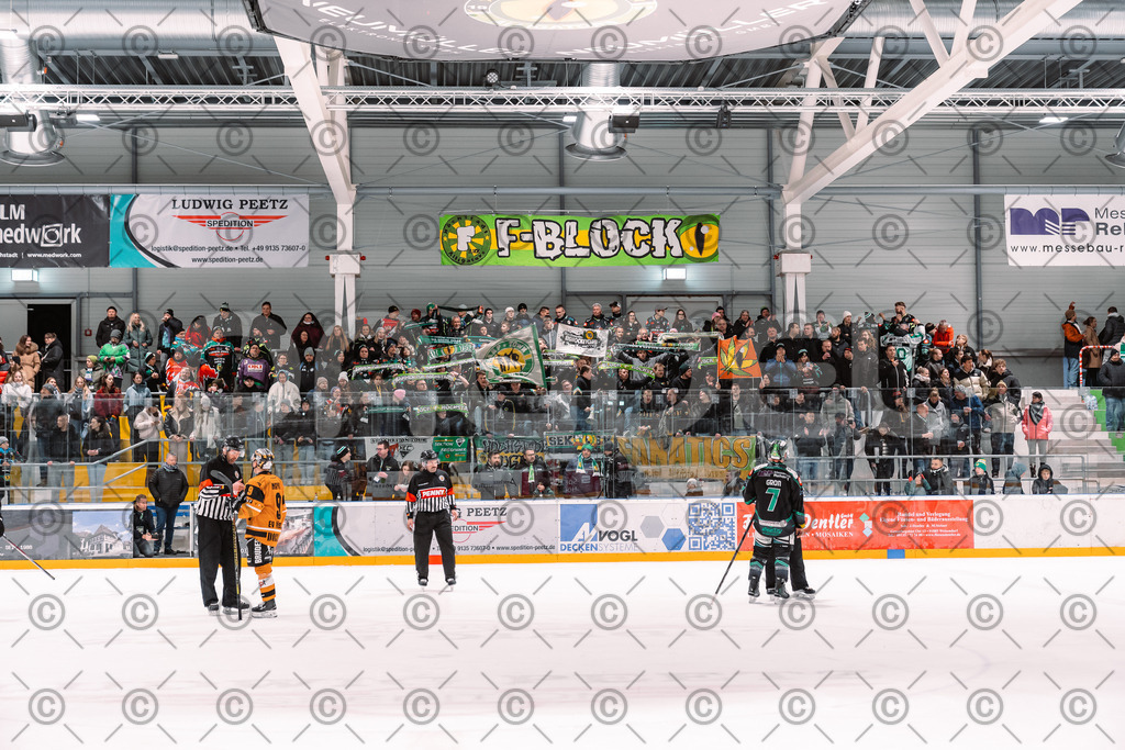Alligators_vs_Fuessen_21.11.2025-098 | Höchstadt Alligators Fotogalerie: Eishockey-Action aus Franken. Professionelle Spielfotos, Portraits & Stadionbilder zum Download. Jetzt entdecken! - Realisiert mit Pictrs.com