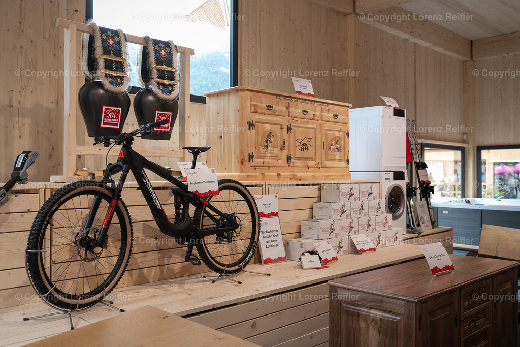 Schwingen -  ESAF Freitag Festumzug 2025 | Mollis, 29.8.25, Schwingen - ESAF Freitag Festumzug.