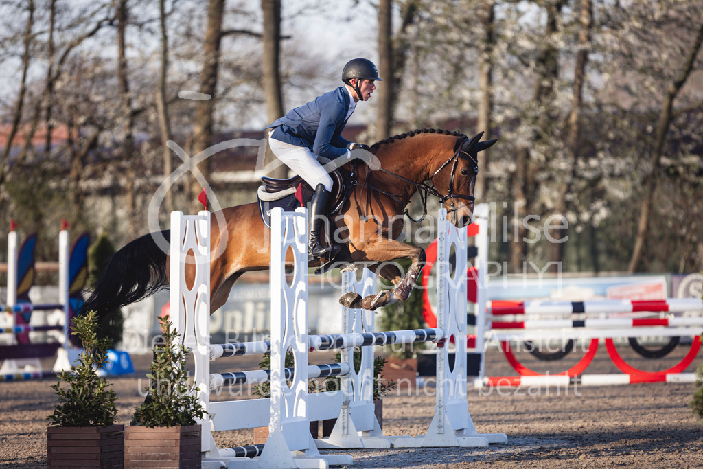 250408_Mühlen_SprPf-A1-126 | Deine schönsten Turniermomente als professionelle Fotos! Entdecke hochwertige Pferdesport-Fotografie im Online-Shop. Jetzt Fotos finden & bestellen!