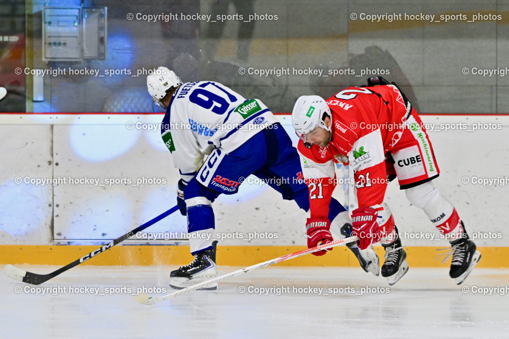 ESV Ferlach vs. UECR Eisbären Huben | #21 Kreuter David ESV Ferlach, #97 Fuetsch Johannes UECR EISBÄREN HUBEN, ESV Ferlach vs. UECR Eisbären Huben, ESV Ferlach vs. UECR Eisbären Huben am 31.10.2025 in Ferlach (HTC Eishalle Ferlach), Austria, (Photo by Bernd Stefan)