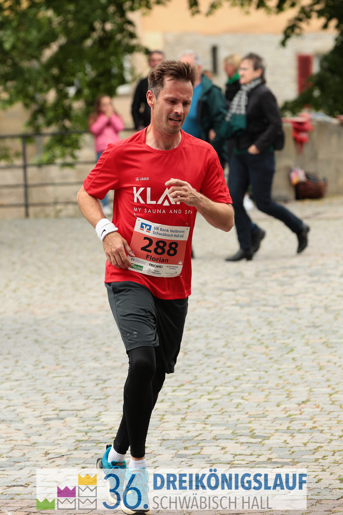 VR Bank Hauptlauf 10km | 3königslauf 2022 VR Bank Hauptlauf - Realisiert mit Pictrs.com