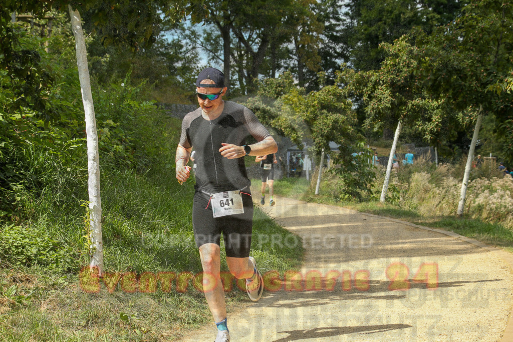 250824_1414_EX1_5484 | Sportfotografie im Rhein-Sieg Kreis, Köln, Bonn, NRW, Rheinland Pfalz, Hessen, etc. Unser Tätigkeitsfeld umfasst den Laufsport vom Volkslauf über den Marathon, Duathlon, Triathon bis zum Ultralauf wie Kölnpfad Ultra oder Schindertrail.