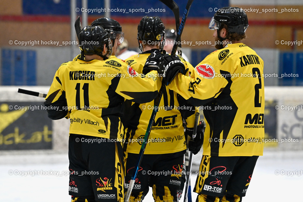 EC Spittal Hornets vs. USC Piraten Velden 7.2.2024 | Jubel EC Spittal Hornets Mannschaft, #11 Kucher Florian, #70 Kronig Daniel, #2 Karitnig Gert