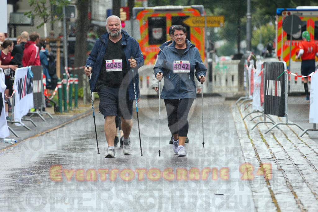 240622_1216_EX1_0522 | Sportfotografie im Rhein-Sieg Kreis, Köln, Bonn, NRW, Rheinland Pfalz, Hessen, etc. Unser Tätigkeitsfeld umfasst den Laufsport vom Volkslauf über den Marathon, Duathlon, Triathon bis zum Ultralauf wie Kölnpfad Ultra oder Schindertrail.