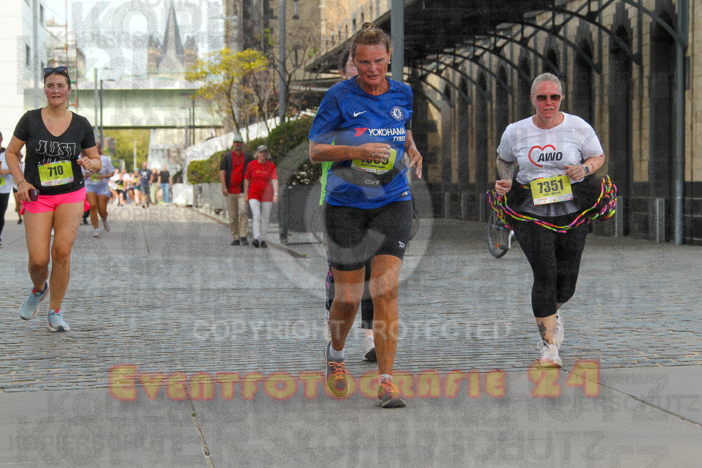 250920_1334_EV4_6128 | Sportfotografie im Rhein-Sieg Kreis, Köln, Bonn, NRW, Rheinland Pfalz, Hessen, etc. Unser Tätigkeitsfeld umfasst den Laufsport vom Volkslauf über den Marathon, Duathlon, Triathon bis zum Ultralauf wie Kölnpfad Ultra oder Schindertrail.