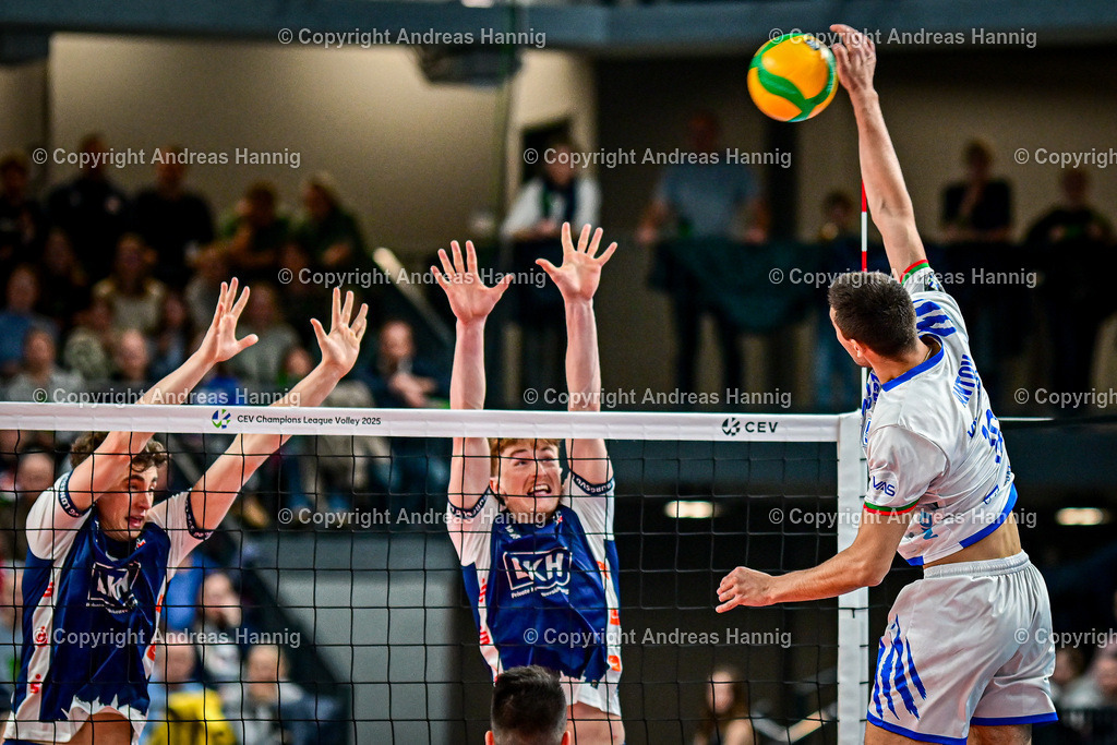 Volleyball I Herren I Saison 2024-2025 I Champions League Volley I 4th Round Leg 4  CLVM 84 I SVG Lüneburg - Levski SOFIA I 18.12.2024 | a-hannig - Realisiert mit Pictrs.com