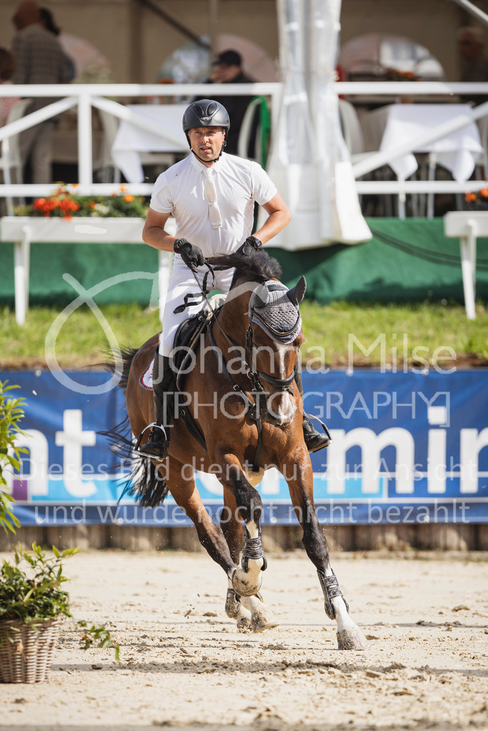 250711_BHO_2Ph-M2-2-832 | Deine schönsten Turniermomente als professionelle Fotos! Entdecke hochwertige Pferdesport-Fotografie im Online-Shop. Jetzt Fotos finden & bestellen!