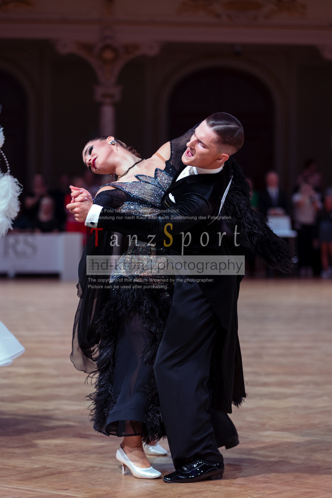 20250706_WDSF_Open_Youth_Std-dC25-5036 | Tanzsportbilder, Standardtanz, Lateintanz, WDSF, DTV, LTVB, dancecomp, goc, hessen tanzt, blaues band der spree, walzer, tango, wiener walzer, slowfox, quickstepp, samba, rumba, cha-cha-cha, paso doble. jive, hd-kroft photography, turniertanzsport