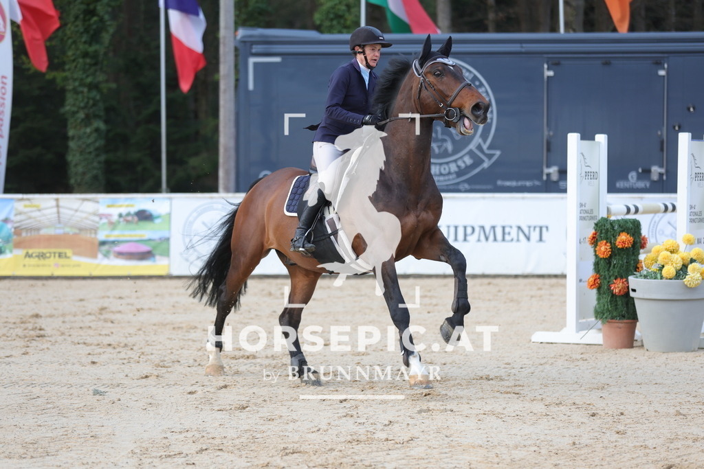 0P6A2886 | Willkommen bei Brunnmayr - Design & Fotografie – Ihrem Spezialisten für Reitturniere und Pferdeveranstaltungen in Oberösterreich, Salzburg und Bayern! Seit über 17 Jahren sind wir leidenschaftlich dabei.