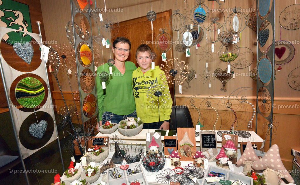 11-news-2022-Okt16-Frauenmesse-WB-ANITA_LUTZ_BACH-WTV_4946 | Info aus dem Bezirk Reutte/Ausserfern Tirol sowie eine umfangreiche Bilddatenbank über die gesamte Region: Lechtal, Talkessel Reutte, Tannheimertal, Zwischentoren. Lech, Plansee, Zugspitze, Grenztunnel, B179, Fernpassstraße, Verkehr, Lawinen, Tradition, - Realisiert mit Pictrs.com