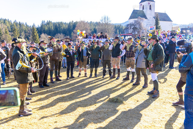 Bärentreiben in Steuerberg | Bildershop von pixelworld.at - Realisiert mit Pictrs.com