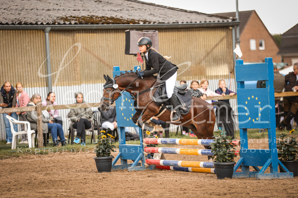 04.SaSpES00215 | Leoni Ertmer Photography - Realisiert mit Pictrs.com