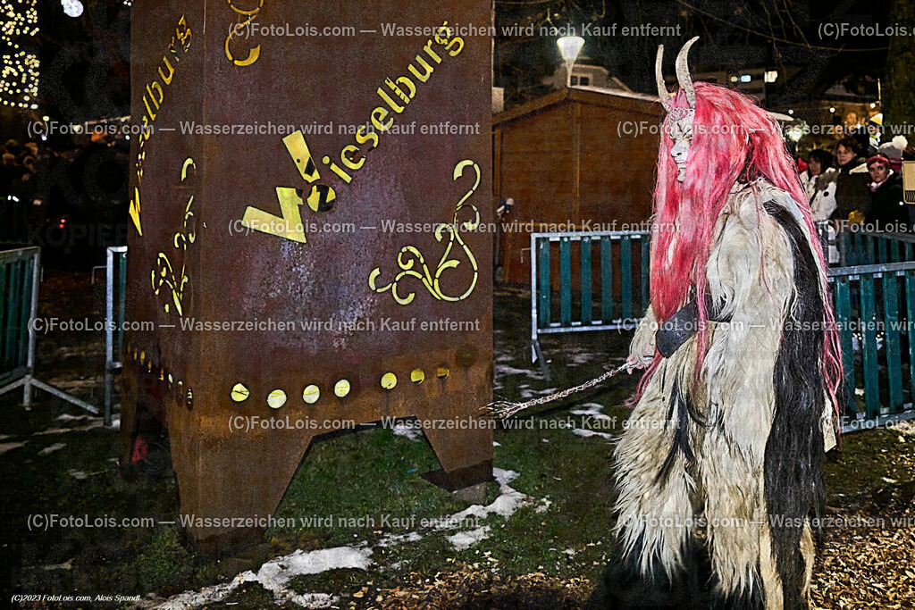 ALP5328_WIESELBURGER ADVENT_Perchtenlauf | (C)FotoLois.com, Alois Spandl, WIESELBURGER ADVENT, Perchtenlauf, So 10. Dez. 2023.