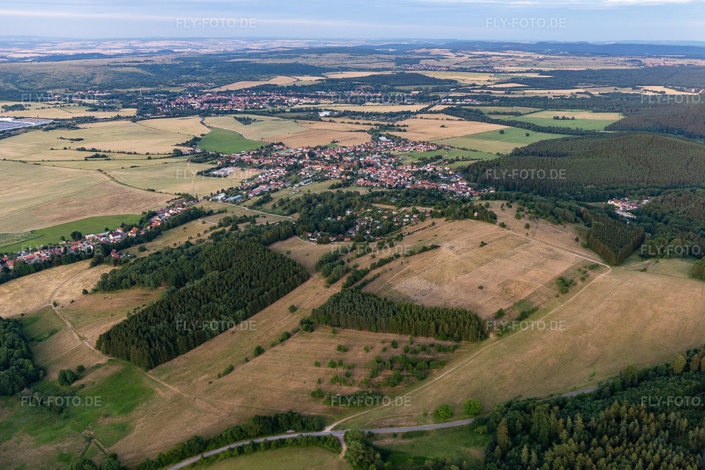 Luftbild: Ortsansicht aus Westen im Ortsteil Gräfenhain in Ohrdruf im Bundesland Thüringen in Deutschland. Foto: IMG_116132.jpg vom 10.07.2019 durch Werner Riehm/FLY-FOTO.de